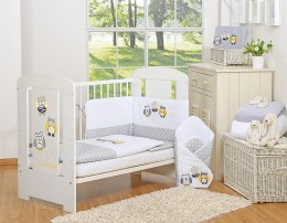 Komplet pościeli dla dzieci 135x100cm z ochraniaczem 3-cz Sówki szare z haftem szaro-żółtym