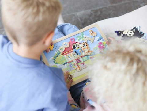 Dwustronna magnetyczna tablica literki i obrazki edukacyjna zabawka Bluey