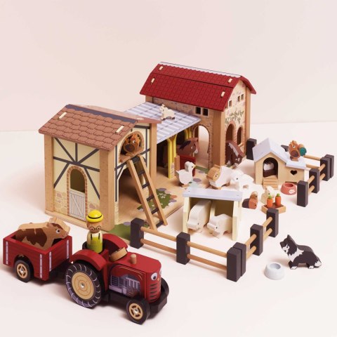 Zestaw drewniana Farma ze zwierzętami traktorem i wyposażeniem Le Toy Van